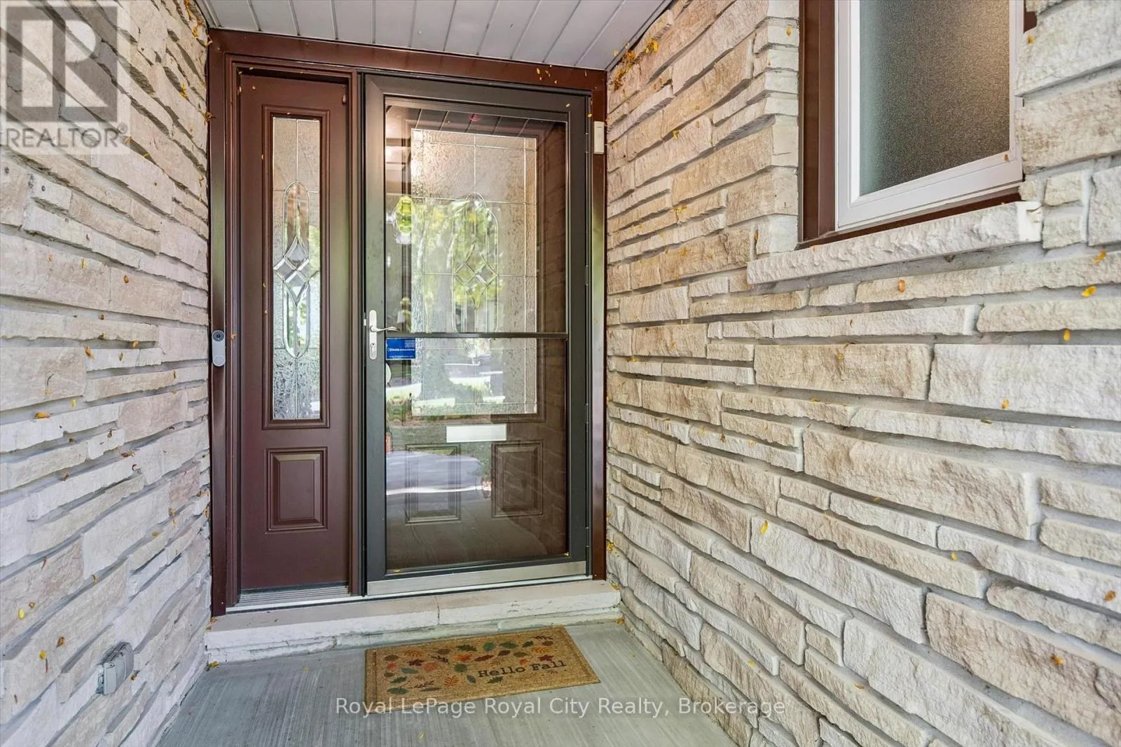 75 SHADYBROOK CRESCENT