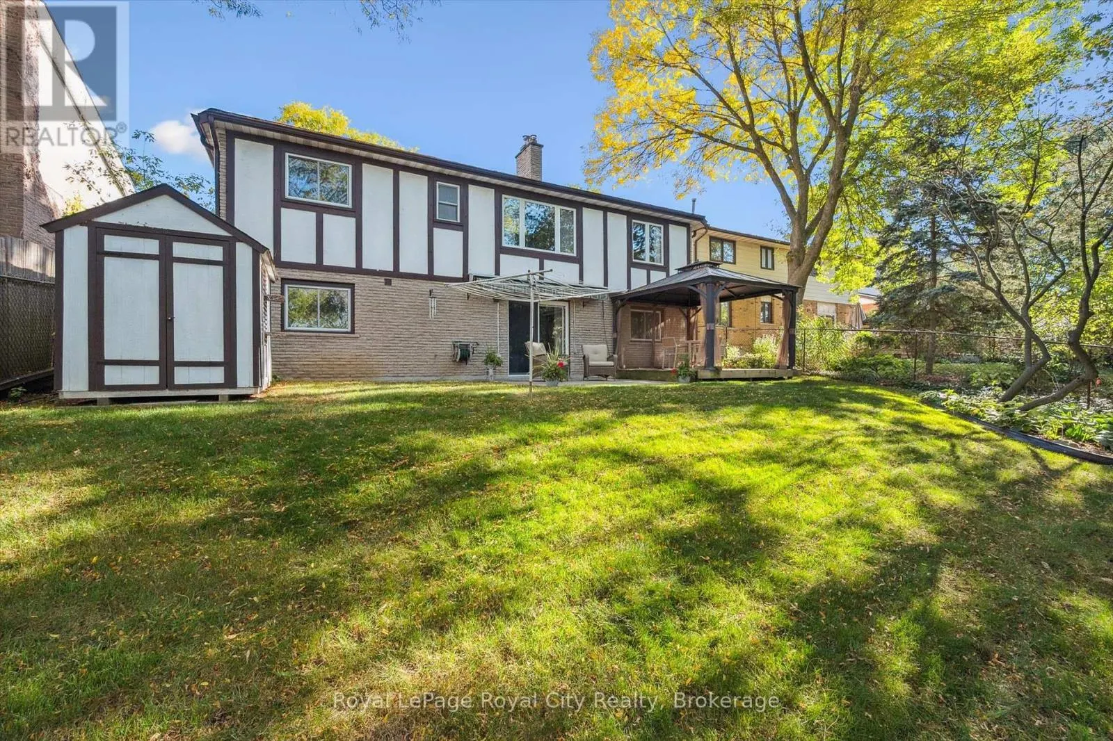 75 SHADYBROOK CRESCENT