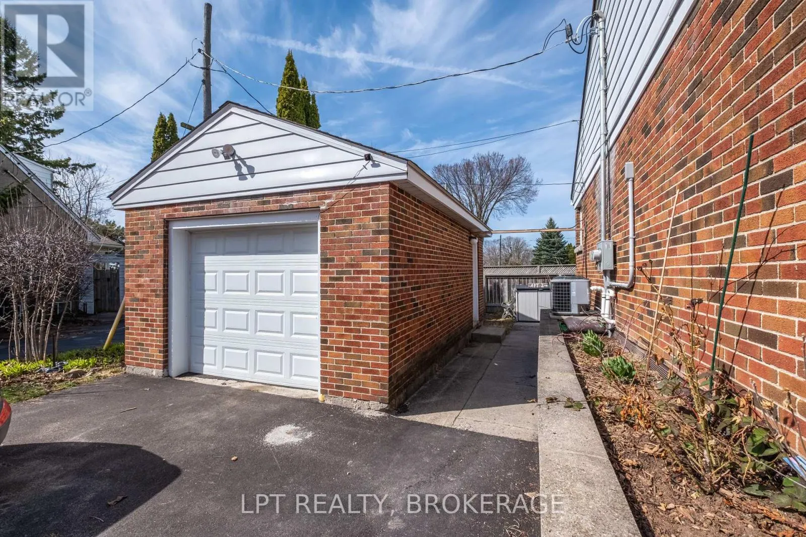 9 ELIZABETH AVENUE