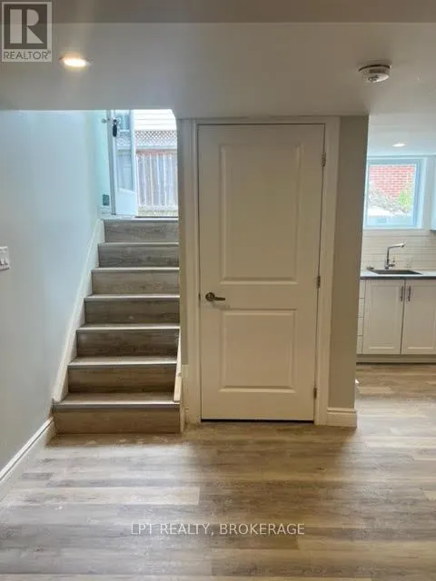 9 ELIZABETH AVENUE
