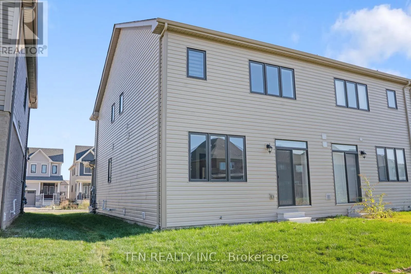 115 VELVET WAY