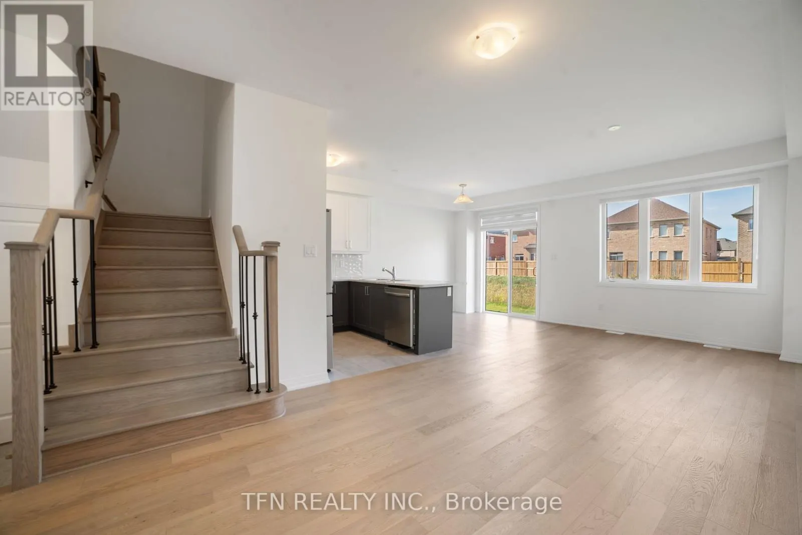 115 VELVET WAY