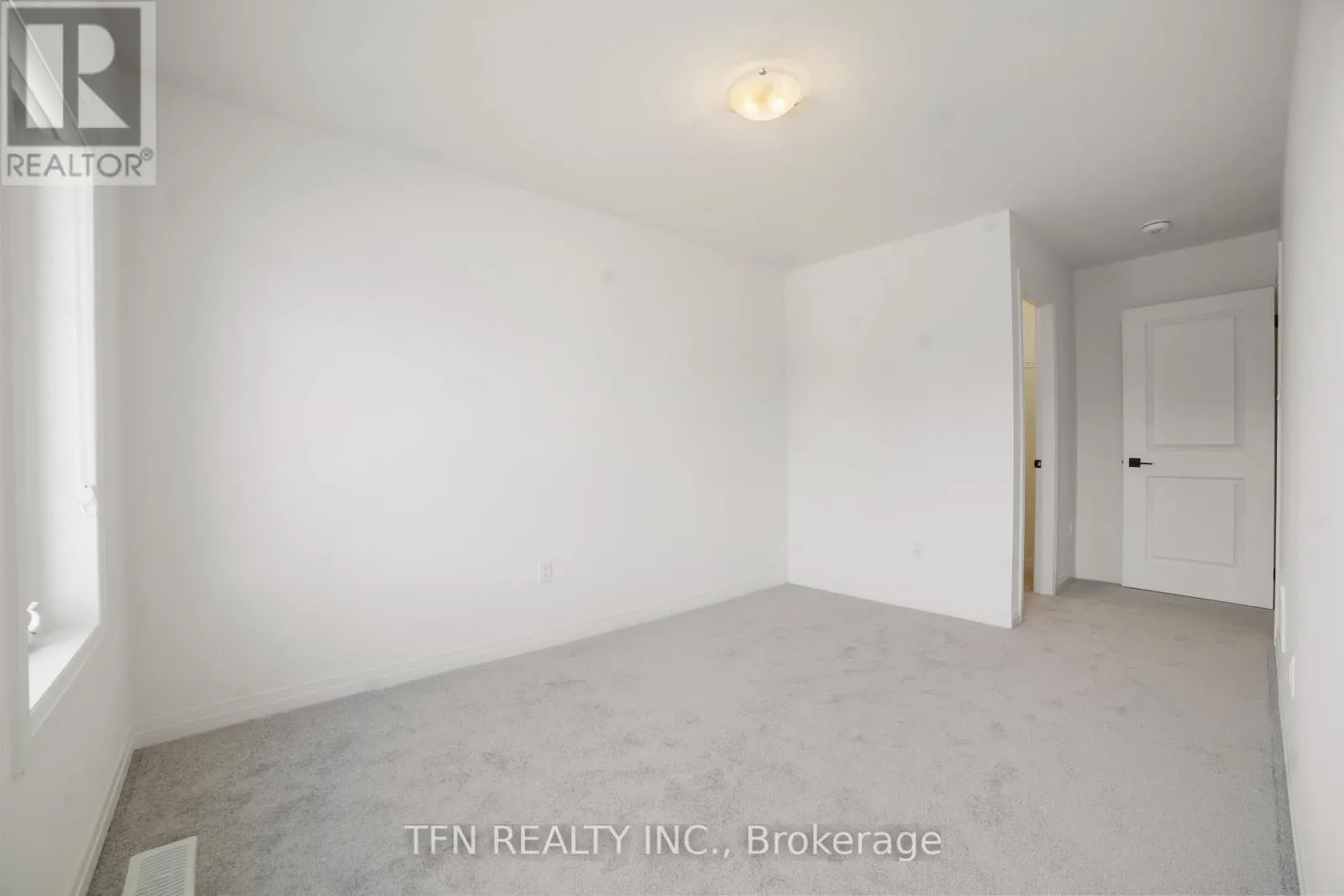 115 VELVET WAY