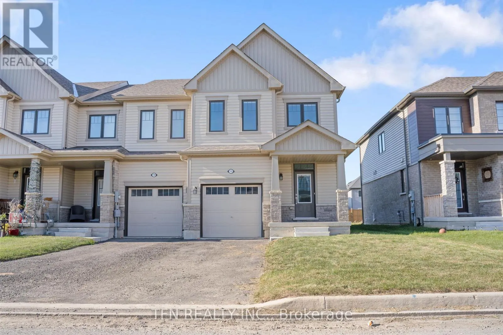 115 VELVET WAY