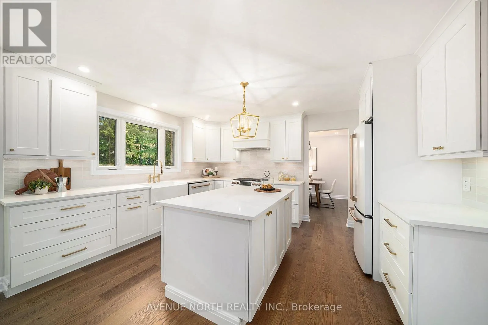 19 NEWLAND DRIVE