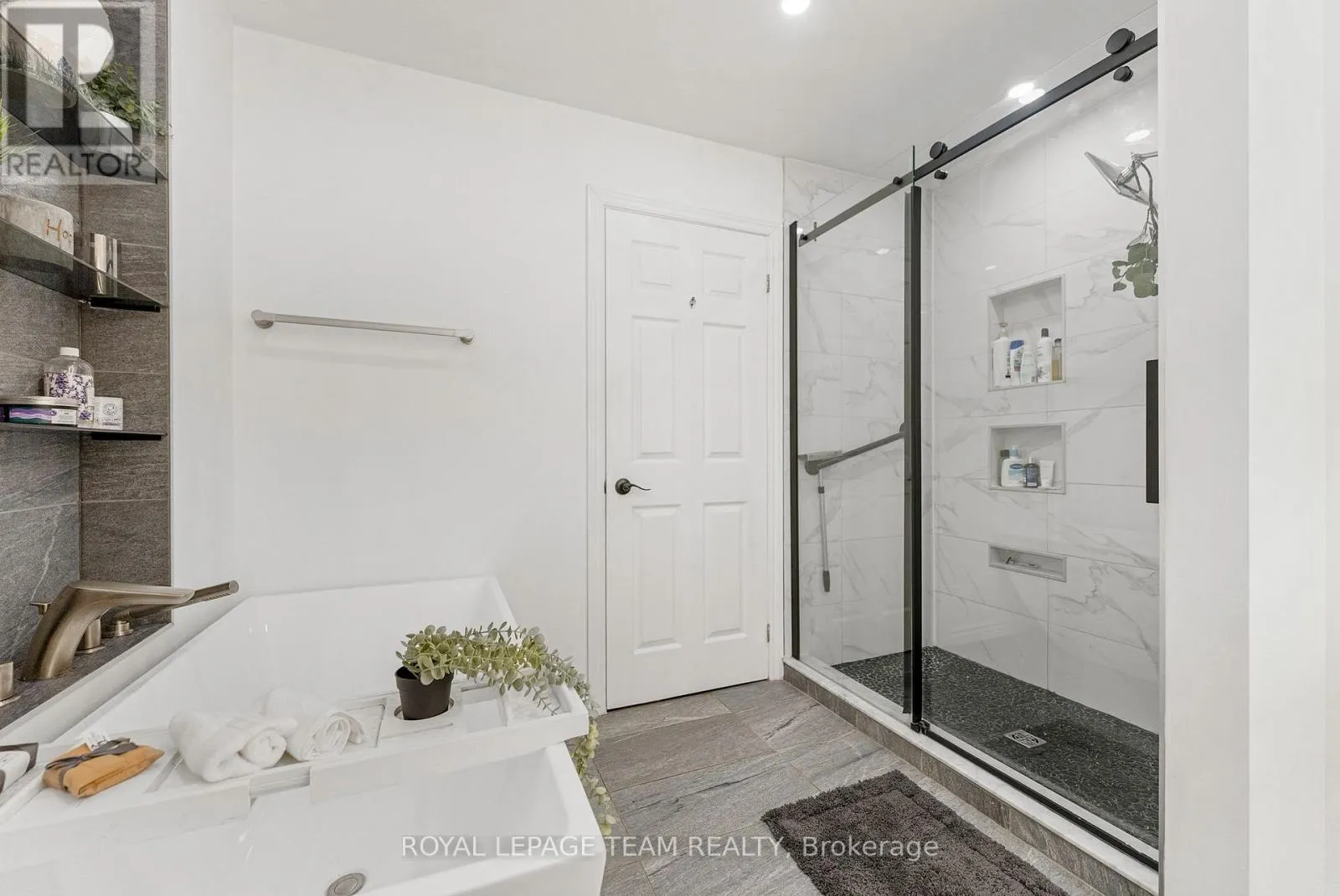 230 OPEONGO ROAD