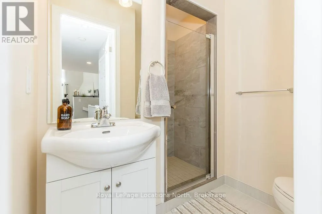 7 - 104 KELLIES WAY, #7