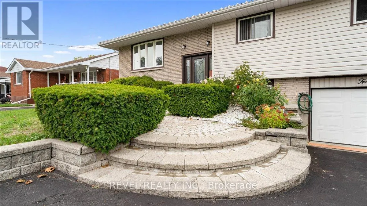 12 CHOWN CRESCENT