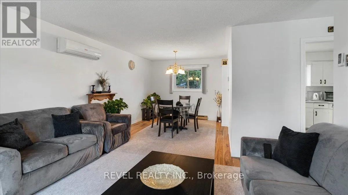 12 CHOWN CRESCENT