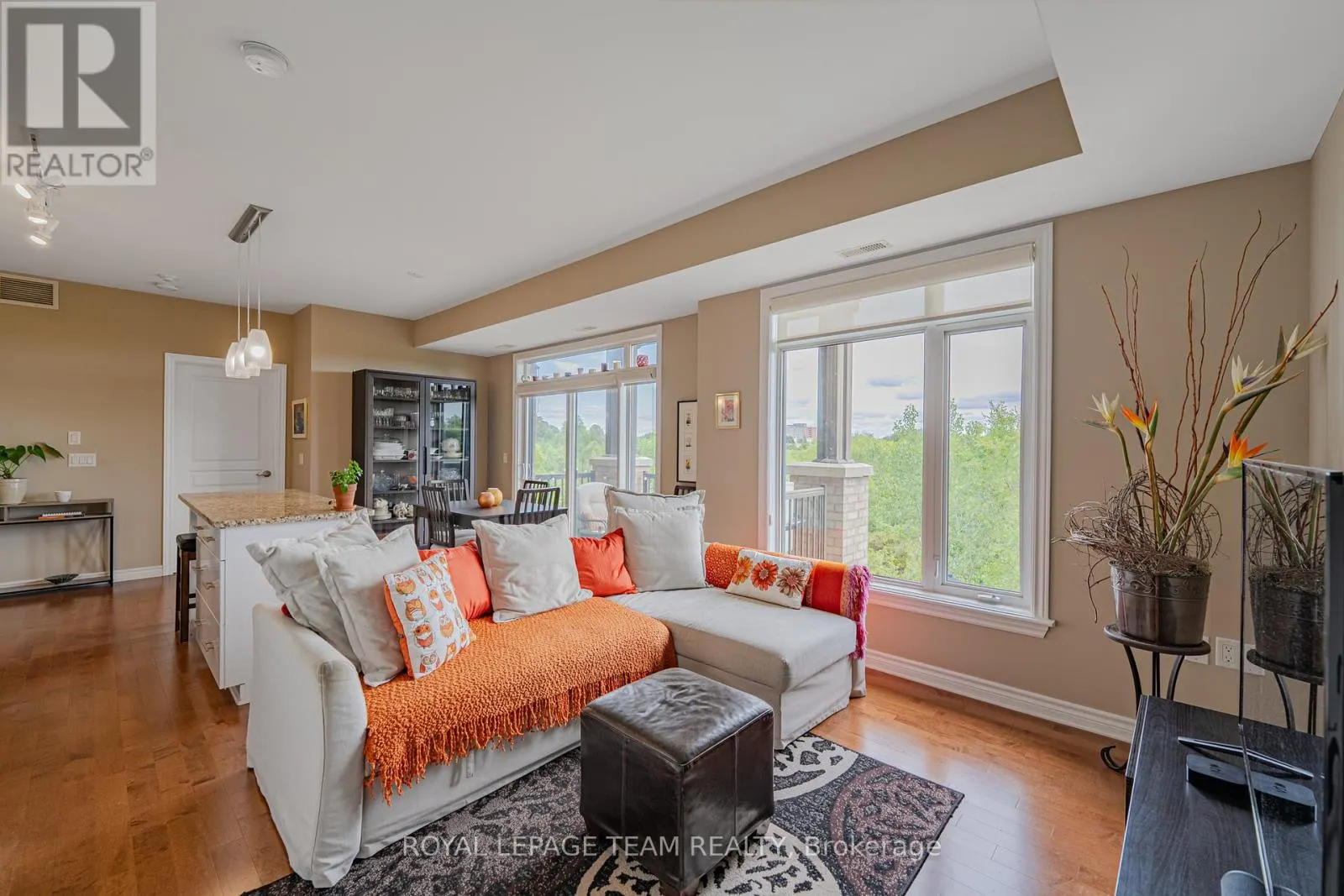 304 - 805 BEAUPARC PRIVATE