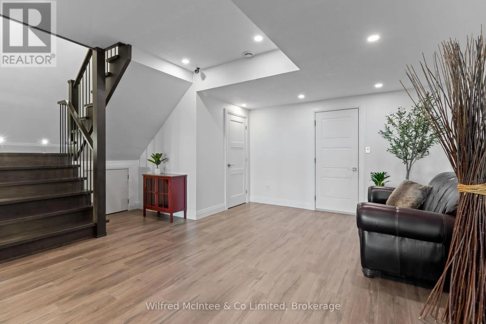159 UPPER LORNE BEACH ROAD
