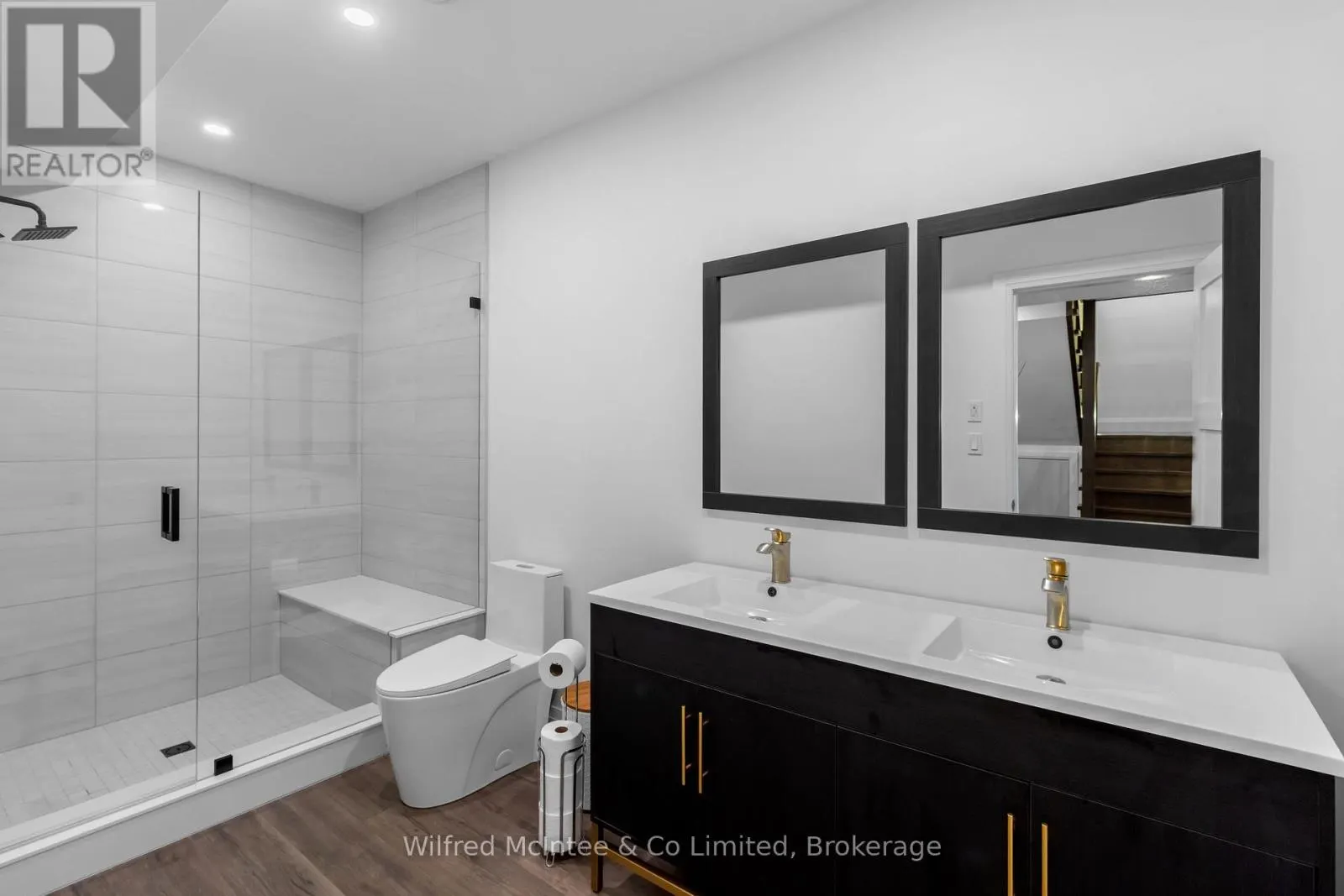 159 UPPER LORNE BEACH ROAD