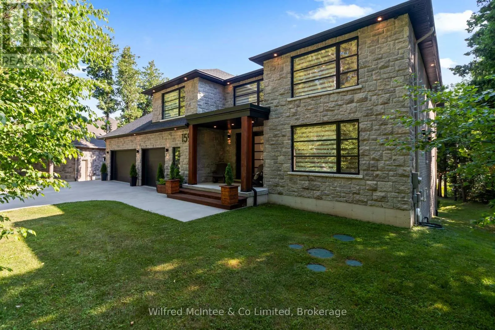159 UPPER LORNE BEACH ROAD