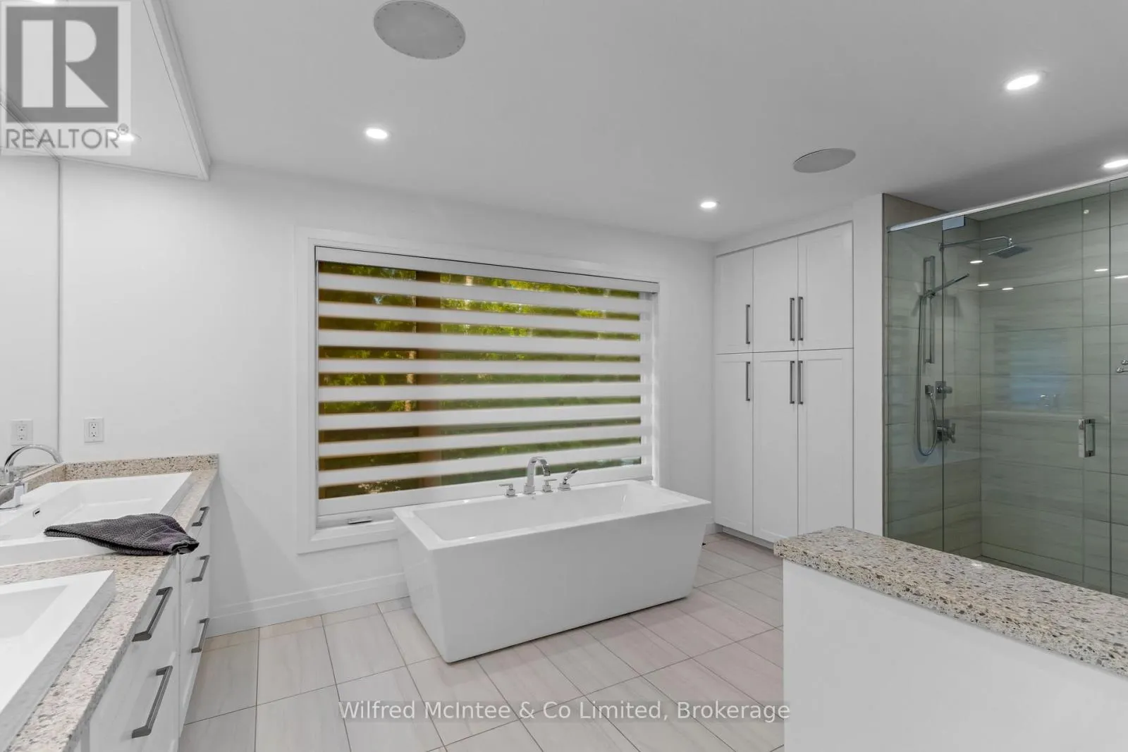 159 UPPER LORNE BEACH ROAD