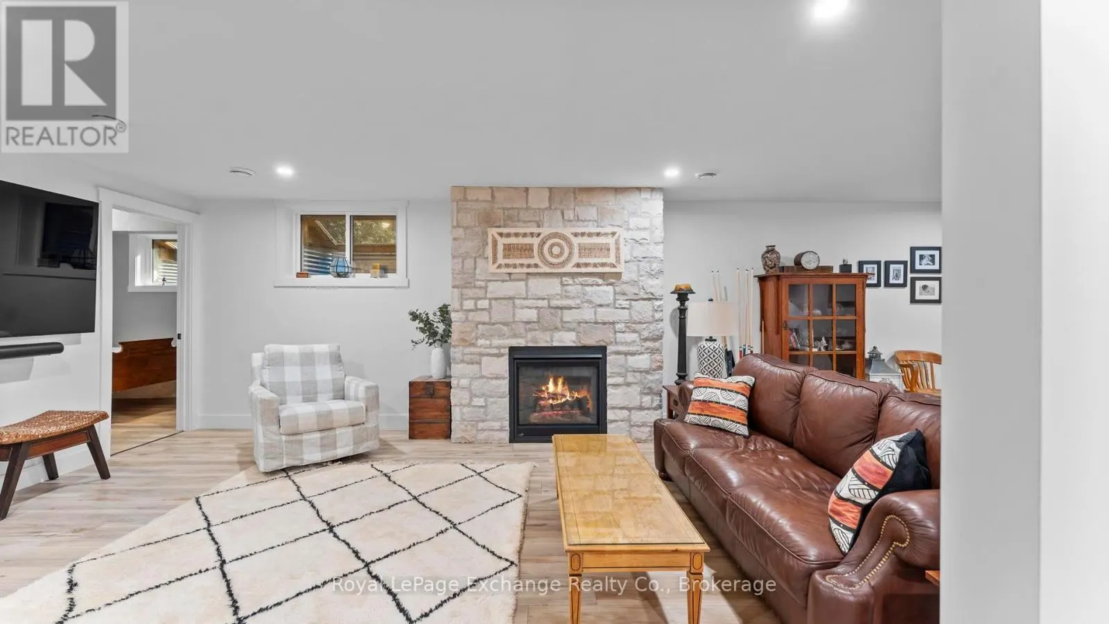 44 BLAIRS TRAIL N