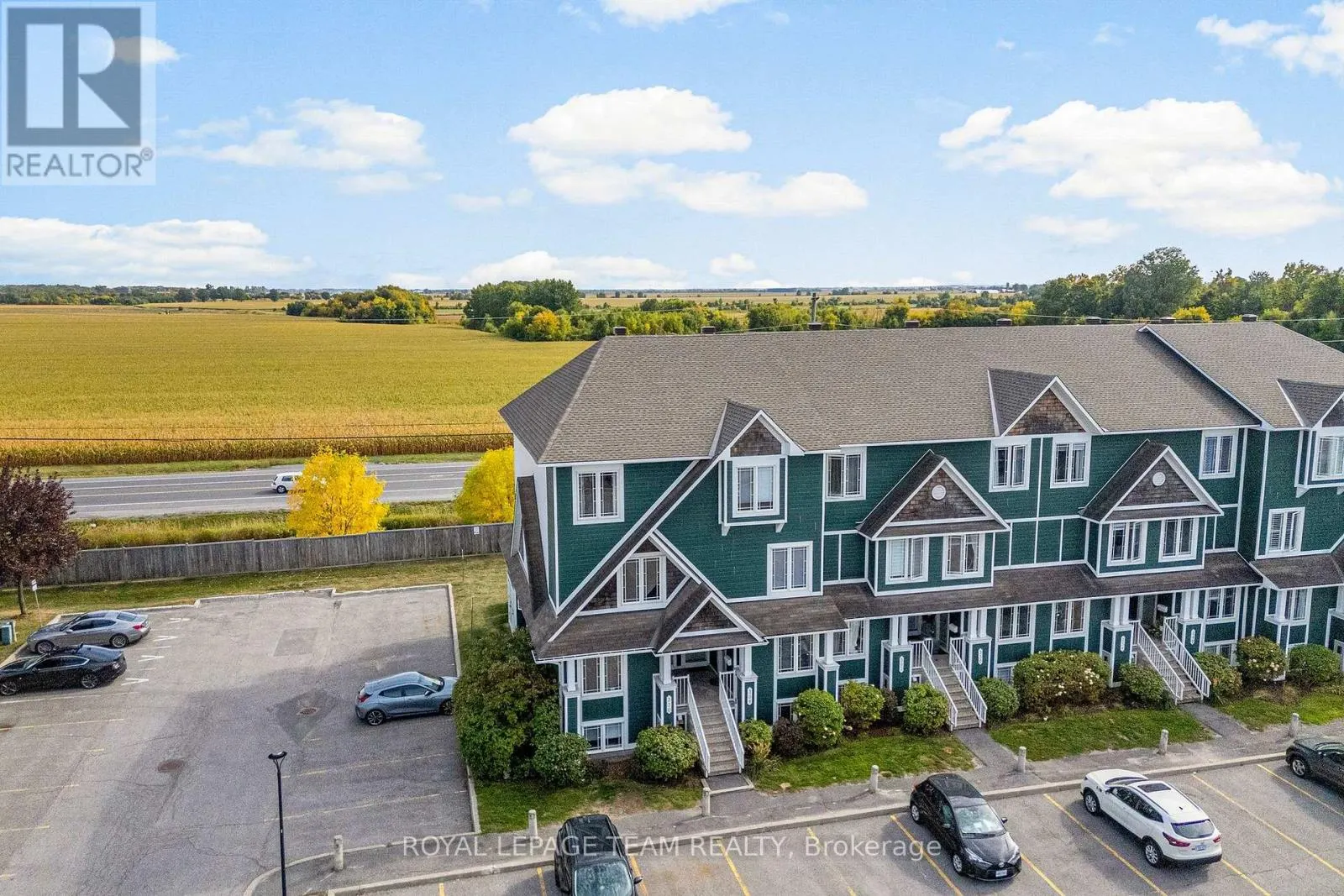 368 CROWNRIDGE DRIVE