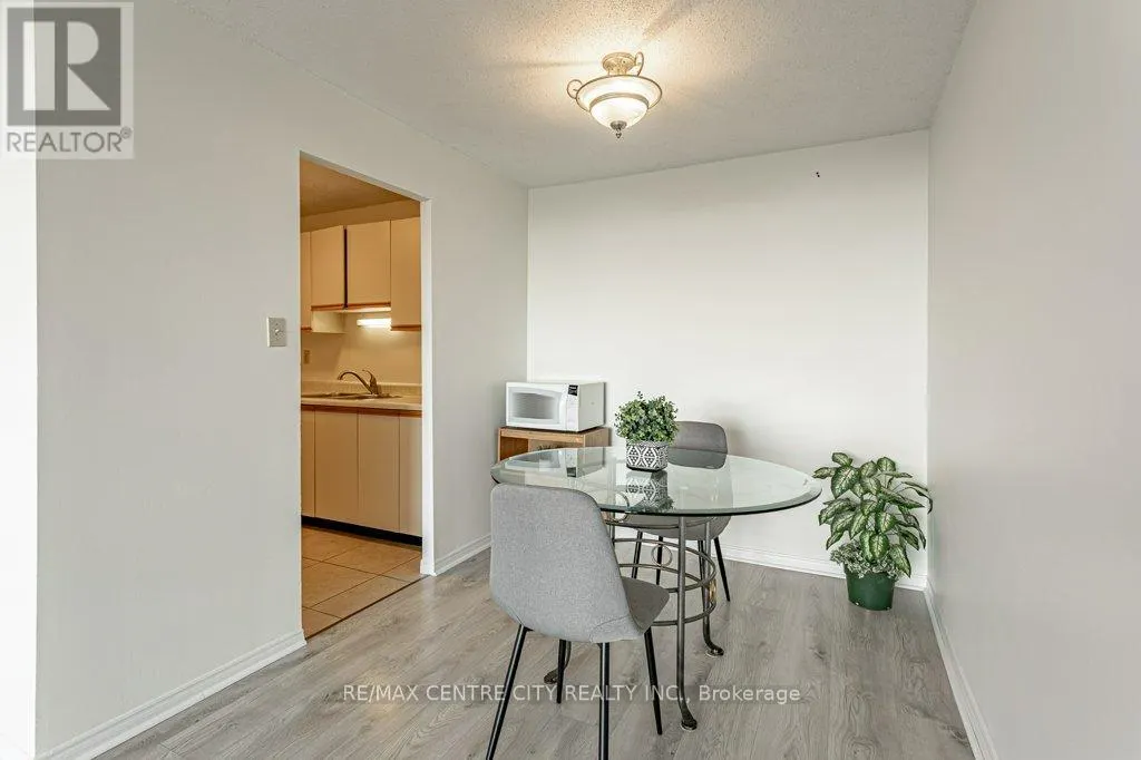 915 - 45 POND MILLS ROAD, #915