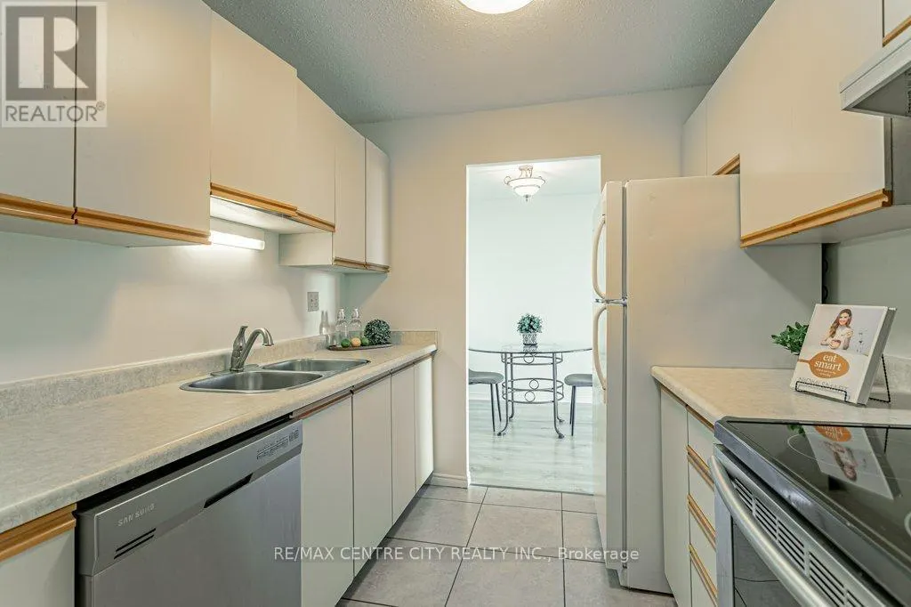 915 - 45 POND MILLS ROAD, #915