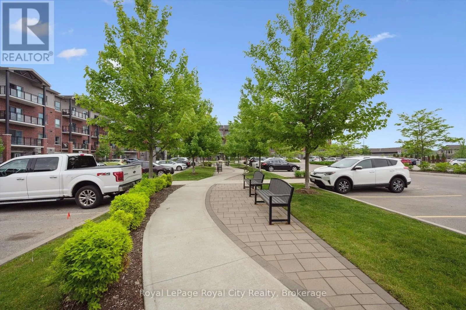 121 - 35 KINGSBURY SQUARE, #121