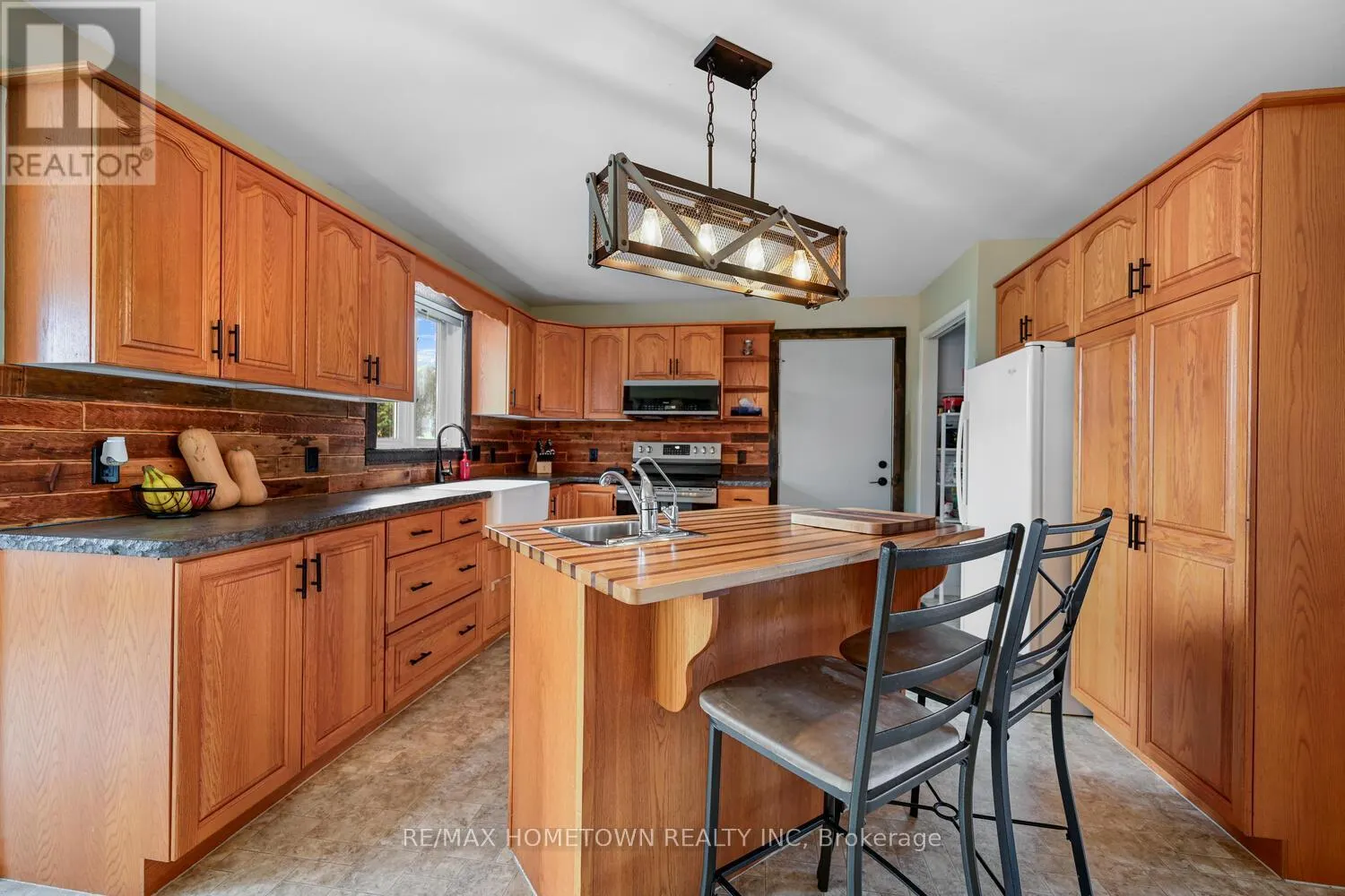 9482 COUNTY RD 7 ROAD