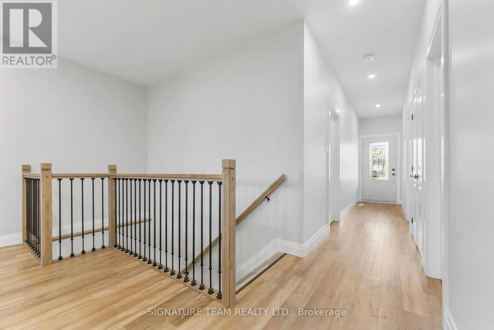 311 FORESTVIEW CRESCENT