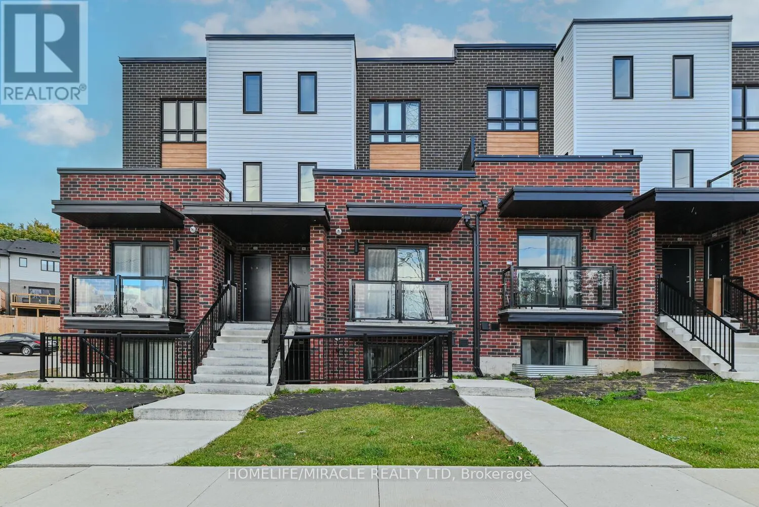49 - 289 CHAPEL HILL DRIVE