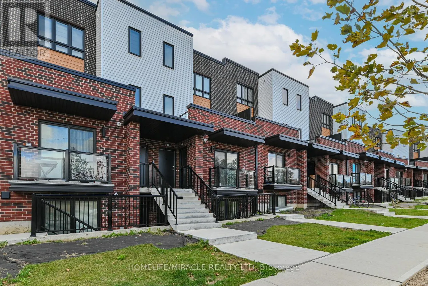 49 - 289 CHAPEL HILL DRIVE