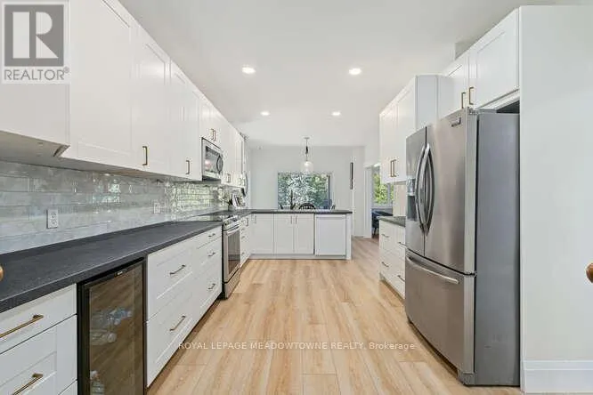 18 MCCULLOGH DRIVE