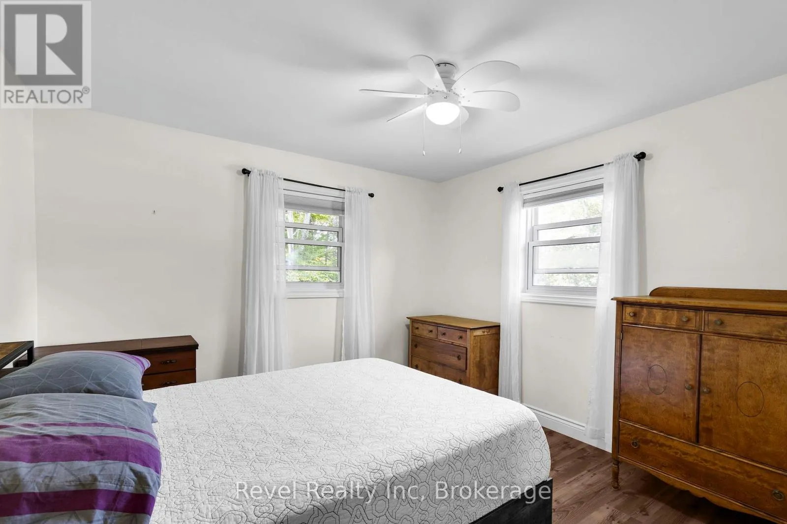 19 SANDY PLAINS ROAD
