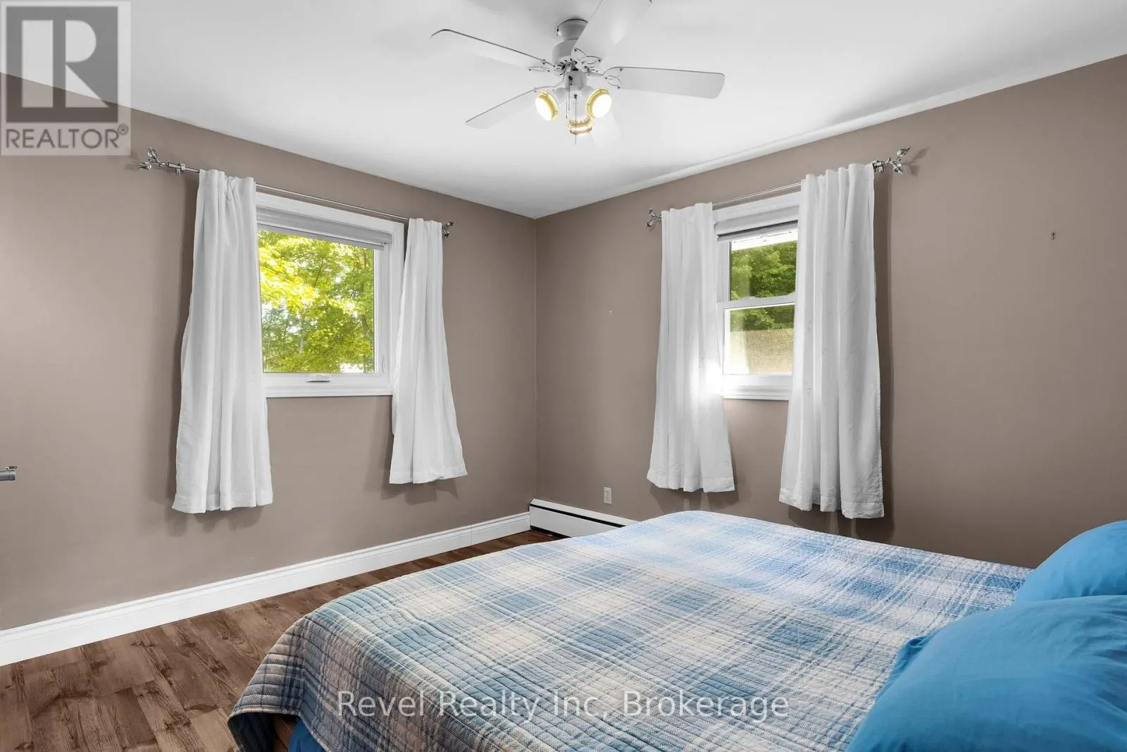 19 SANDY PLAINS ROAD