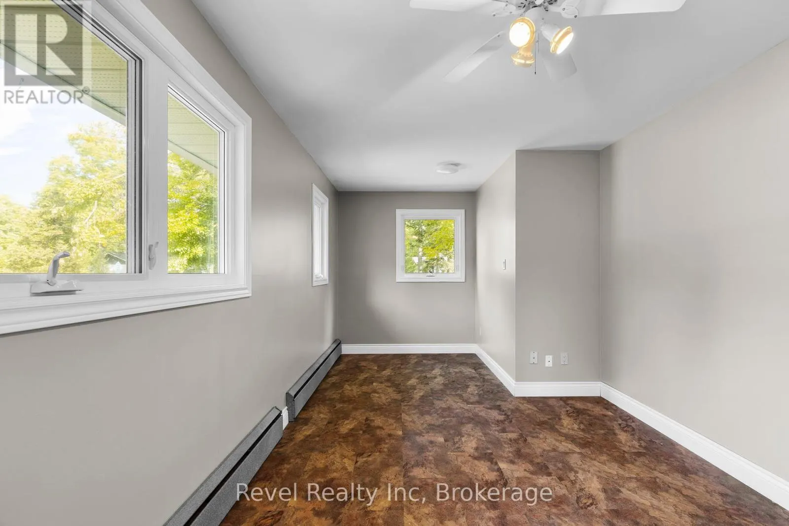 19 SANDY PLAINS ROAD