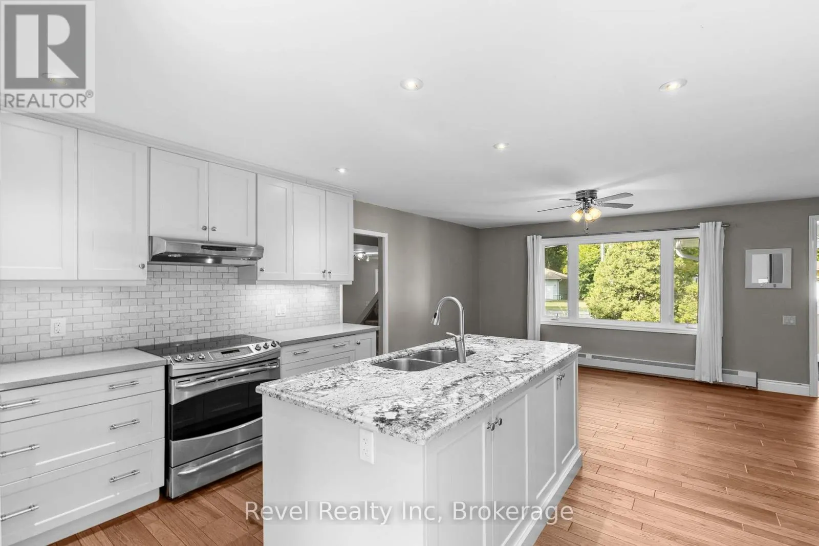 19 SANDY PLAINS ROAD