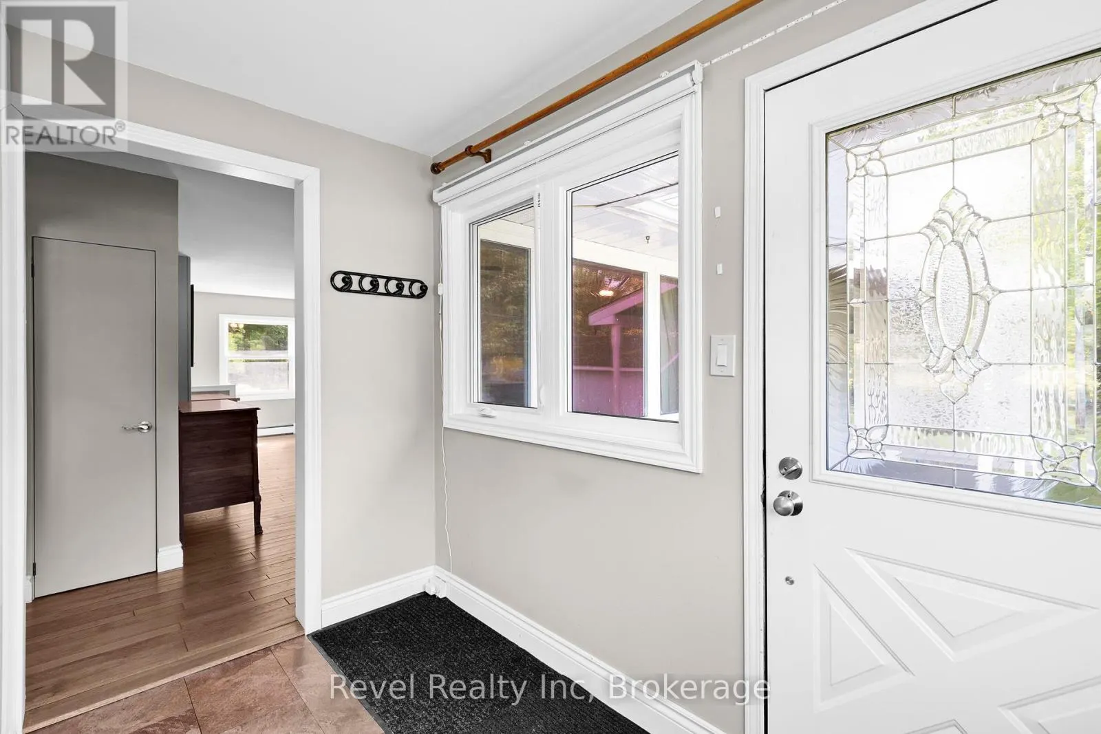 19 SANDY PLAINS ROAD