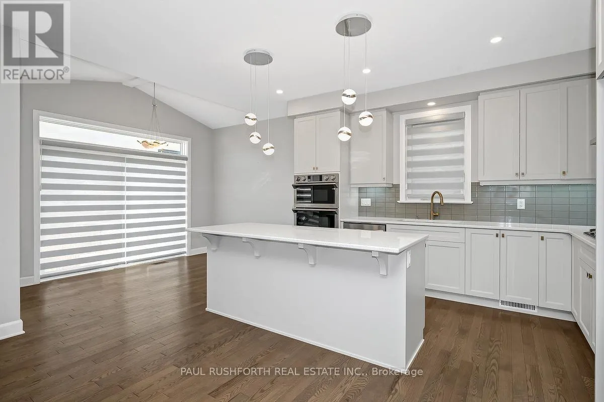 896 SENDERO WAY