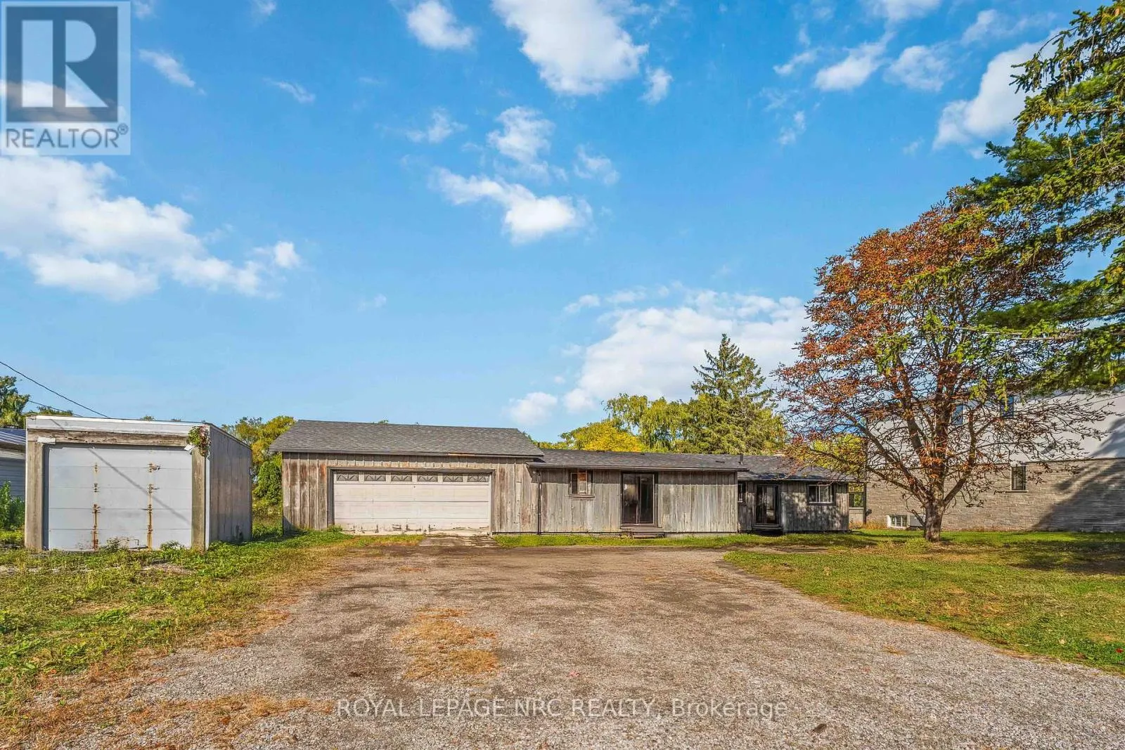 4793 LYONS PARKWAY