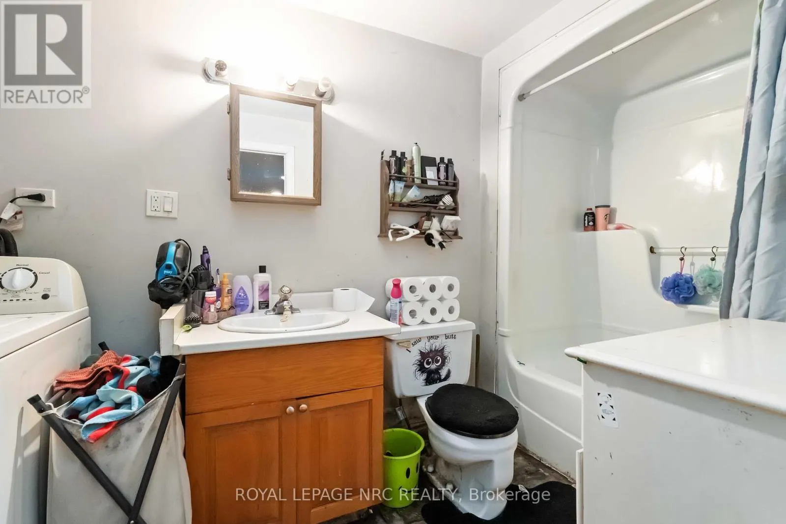 4793 LYONS PARKWAY