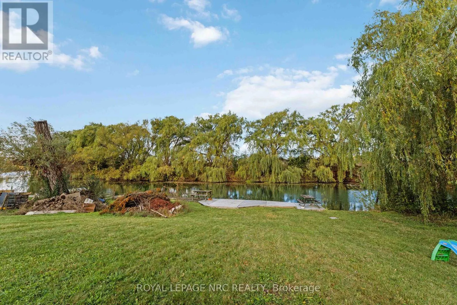 4793 LYONS PARKWAY
