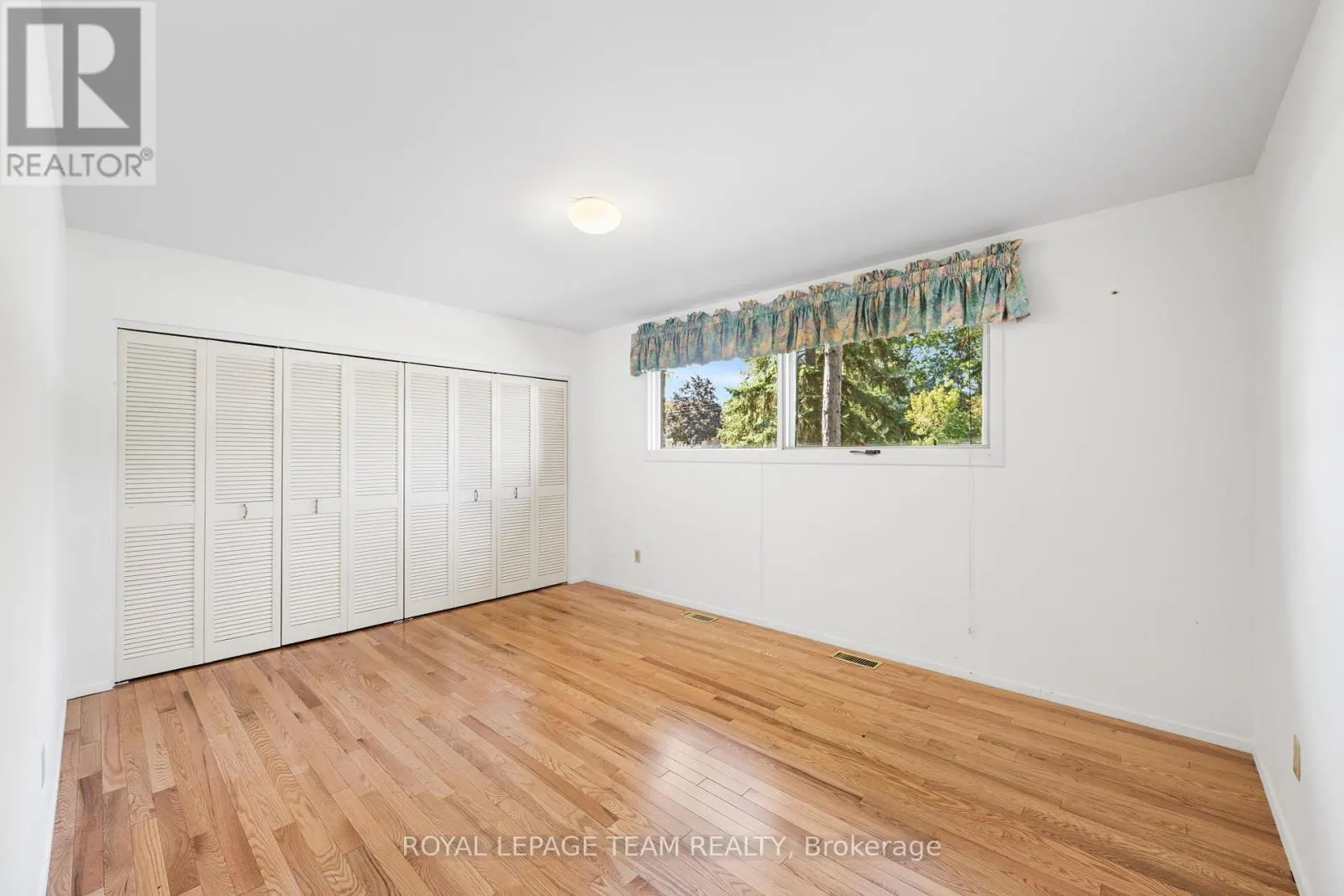 1495 PRINCE OF WALES DRIVE