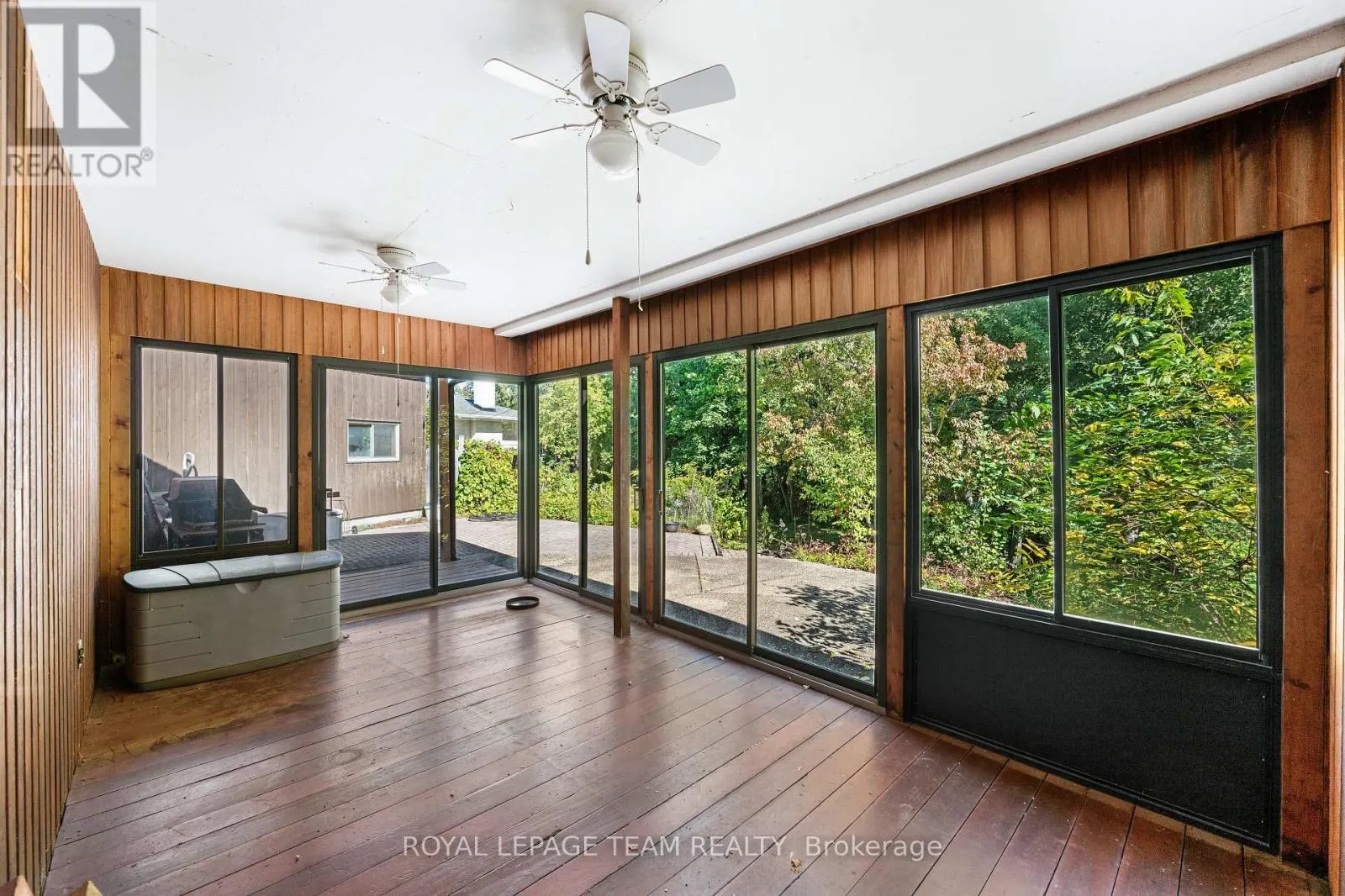 1495 PRINCE OF WALES DRIVE