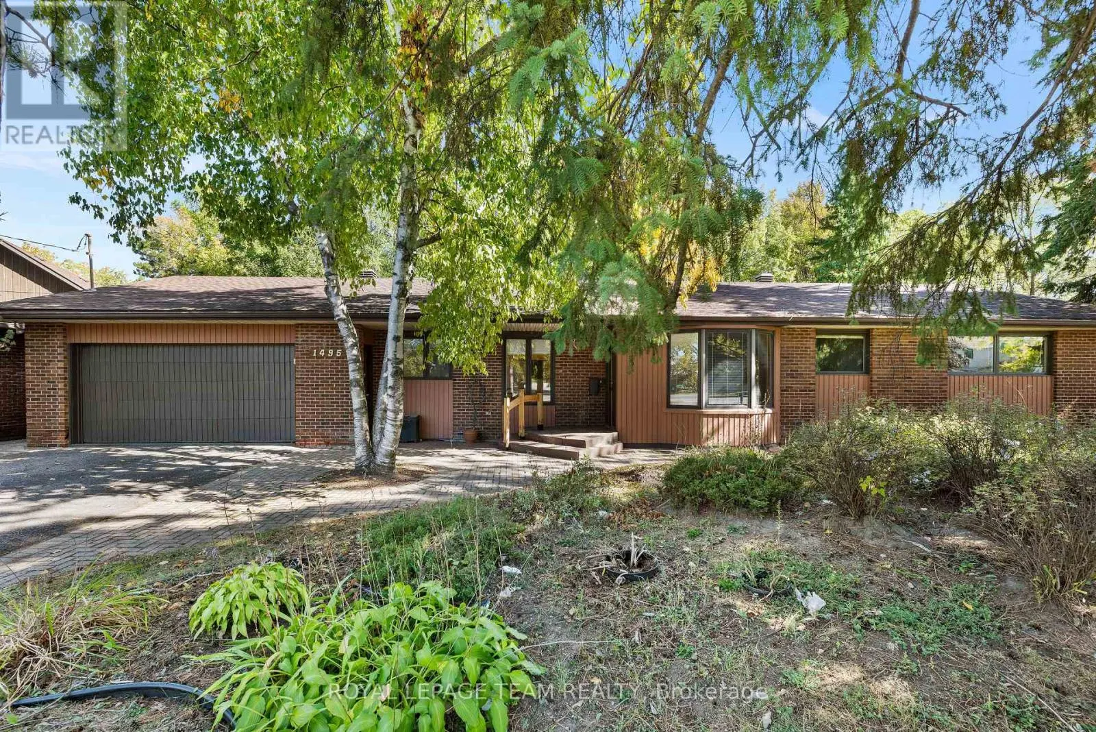 1495 PRINCE OF WALES DRIVE