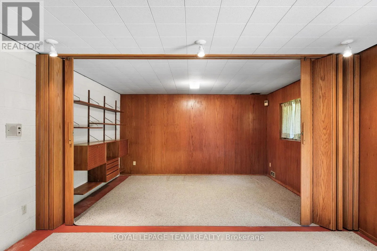 1495 PRINCE OF WALES DRIVE