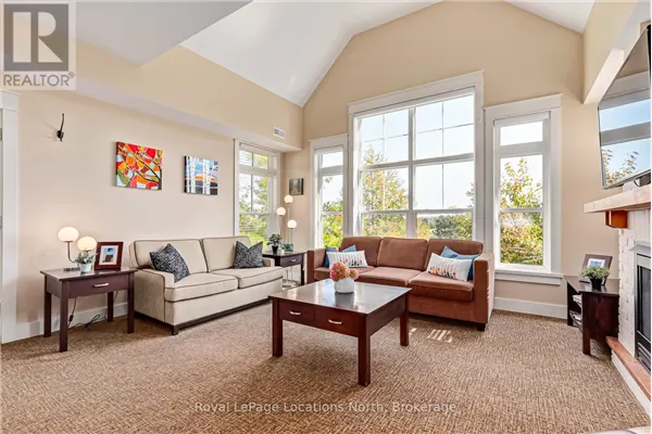 221 - 125 FAIRWAY COURT, #221