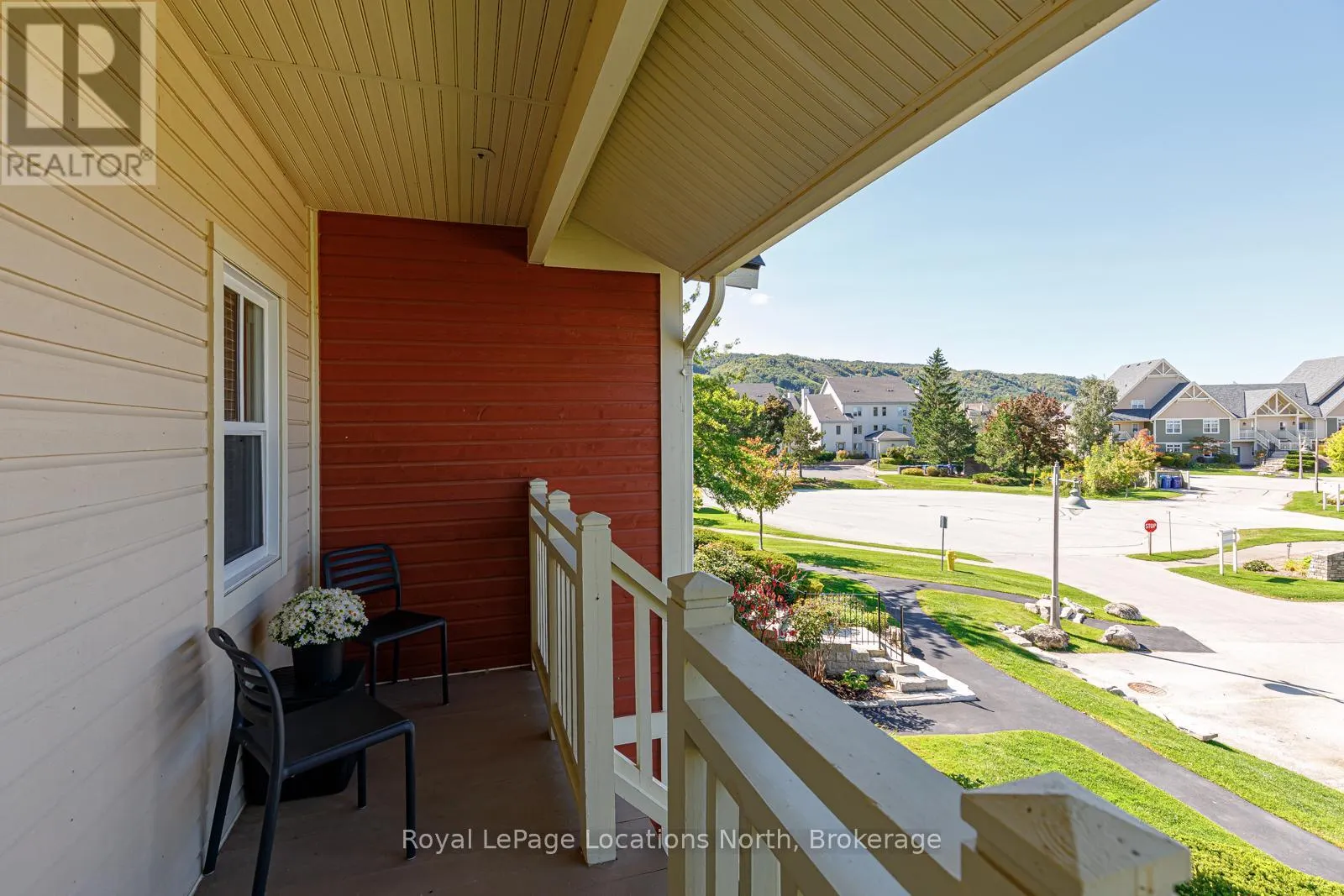 221 - 125 FAIRWAY COURT, #221