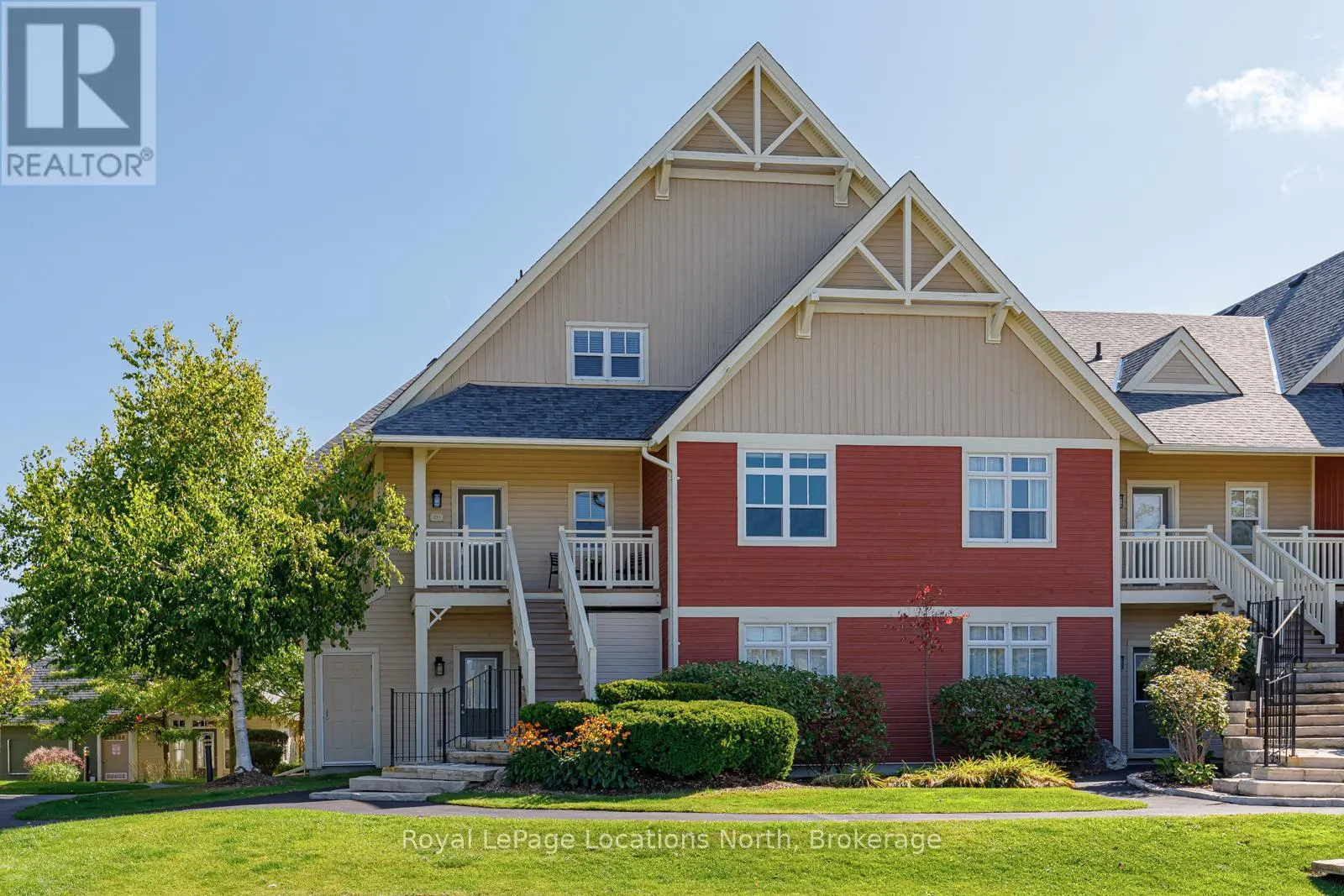 221 - 125 FAIRWAY COURT, #221