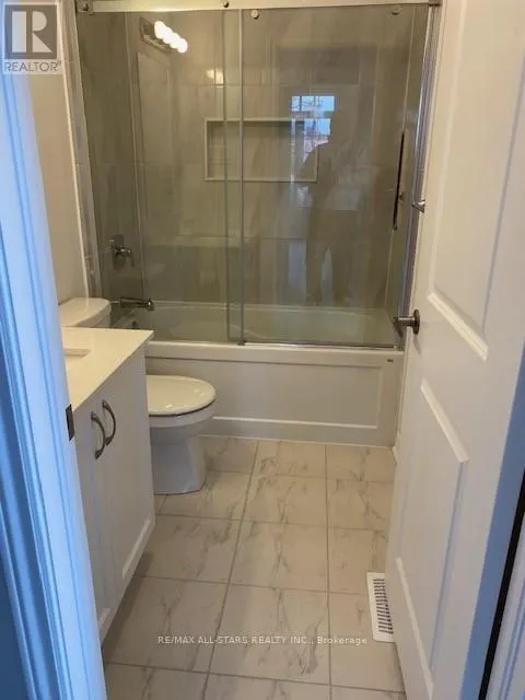 39 - 17 LAKEWOOD CRESCENT, #39