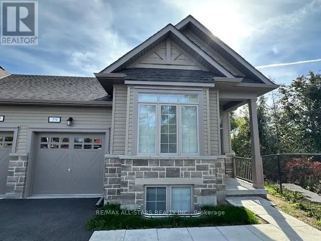 39 - 17 LAKEWOOD CRESCENT, #39