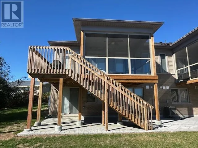 39 - 17 LAKEWOOD CRESCENT, #39