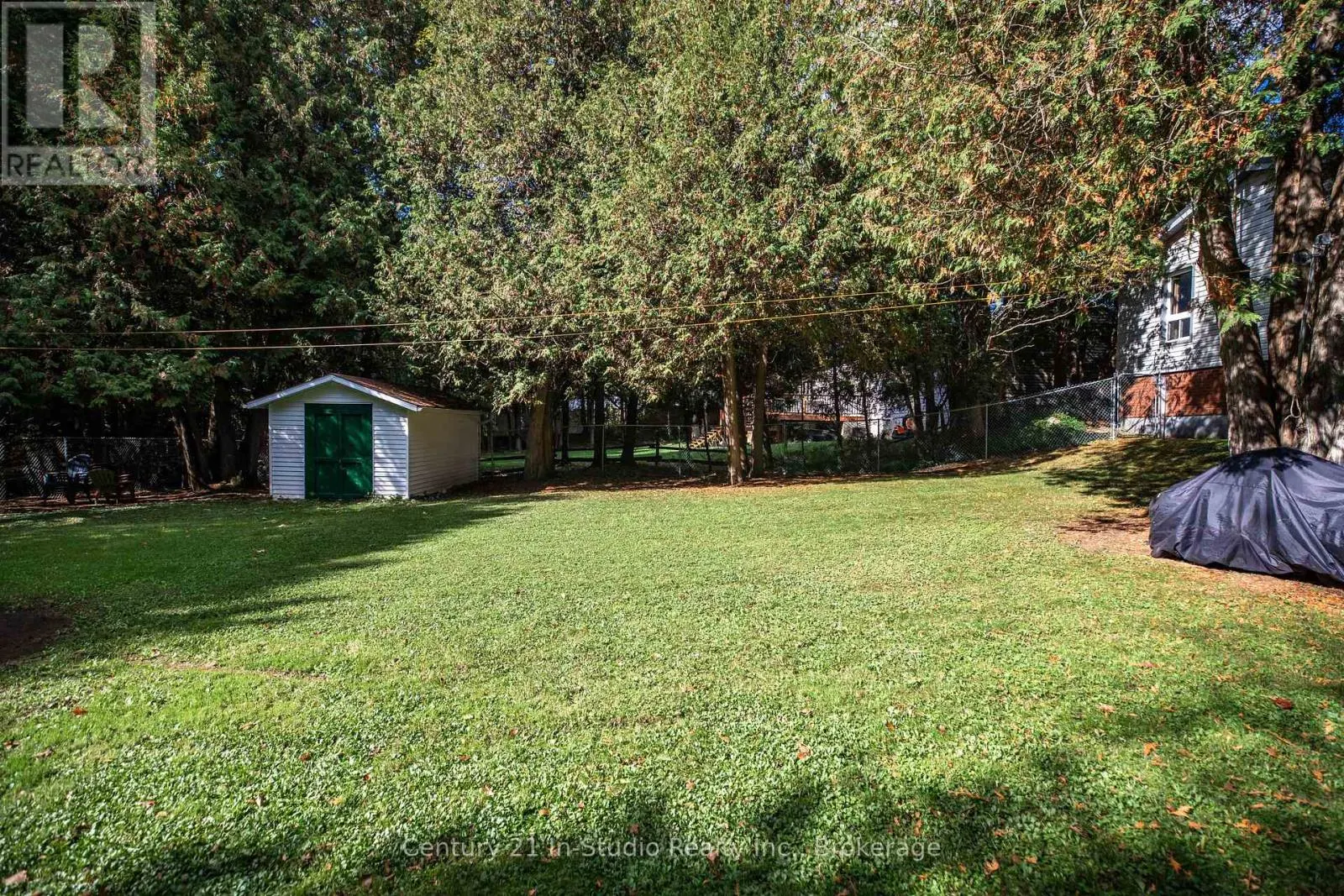 104 GLENWOOD PLACE