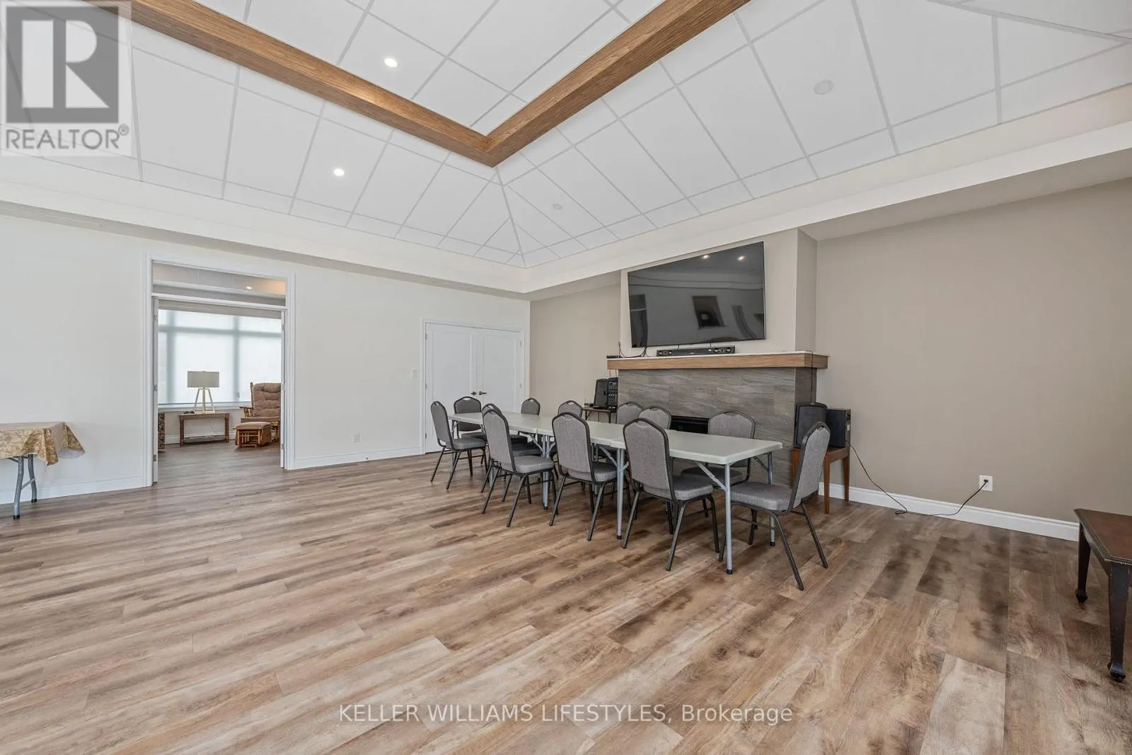 6 - 5969 TOWNSEND LINE, #6