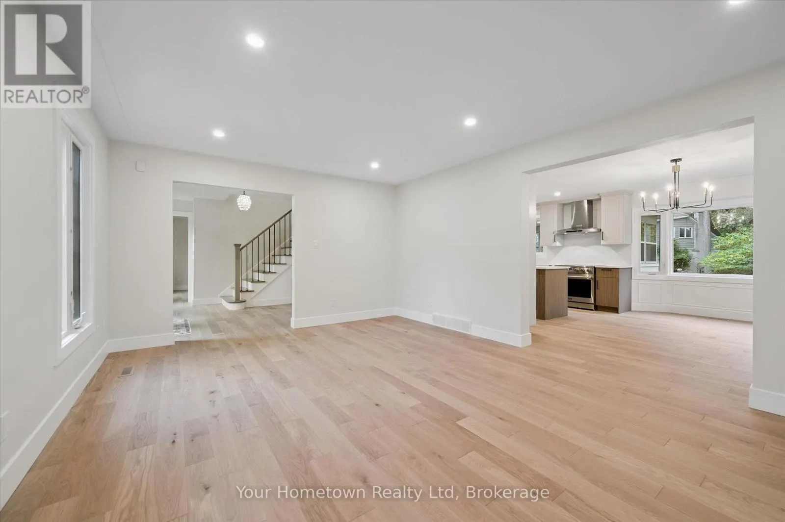 111 THORNDALE PLACE